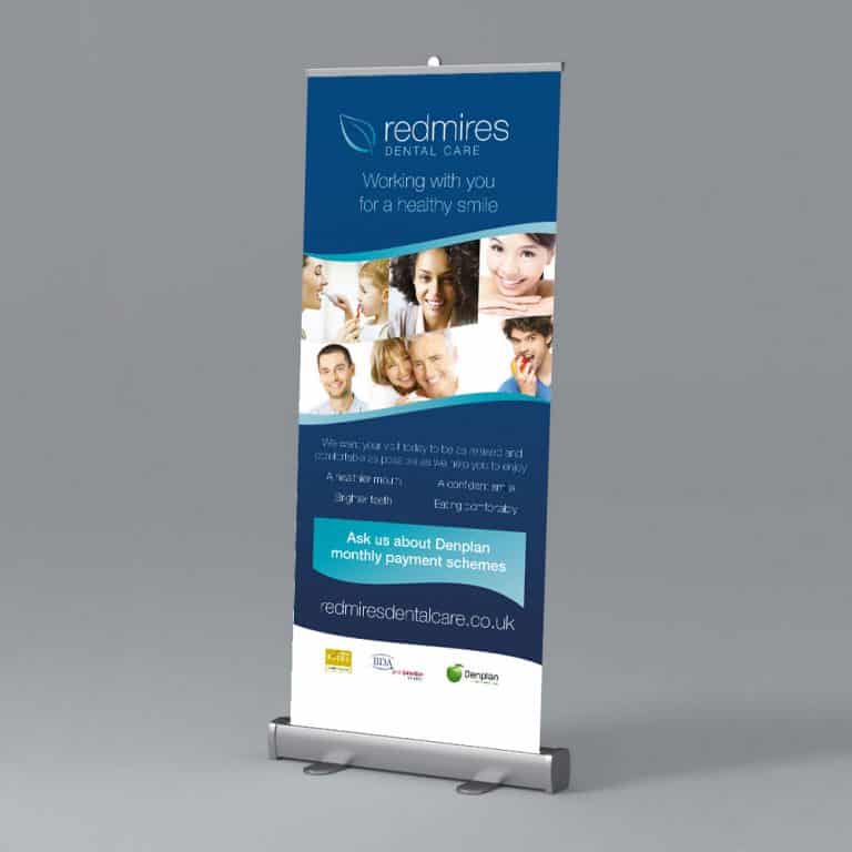 Pop up roller banner